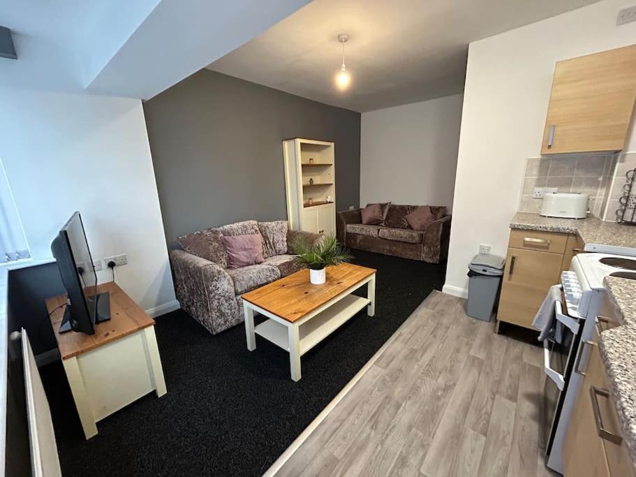 Two Bedroom Apartment Room 18 Stockton-on-Tees Exterior foto